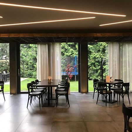Restaurace A Penzion U Klasku Оломоуц Екстериор снимка